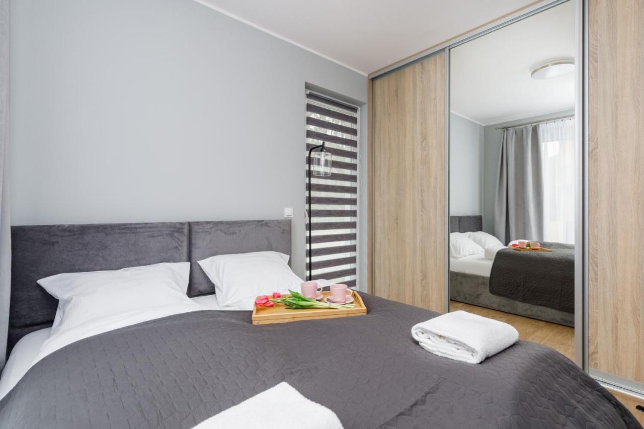Apartment With Parking 500 M From The Sea By Noclegi Renters Międzywodzie Exterior foto