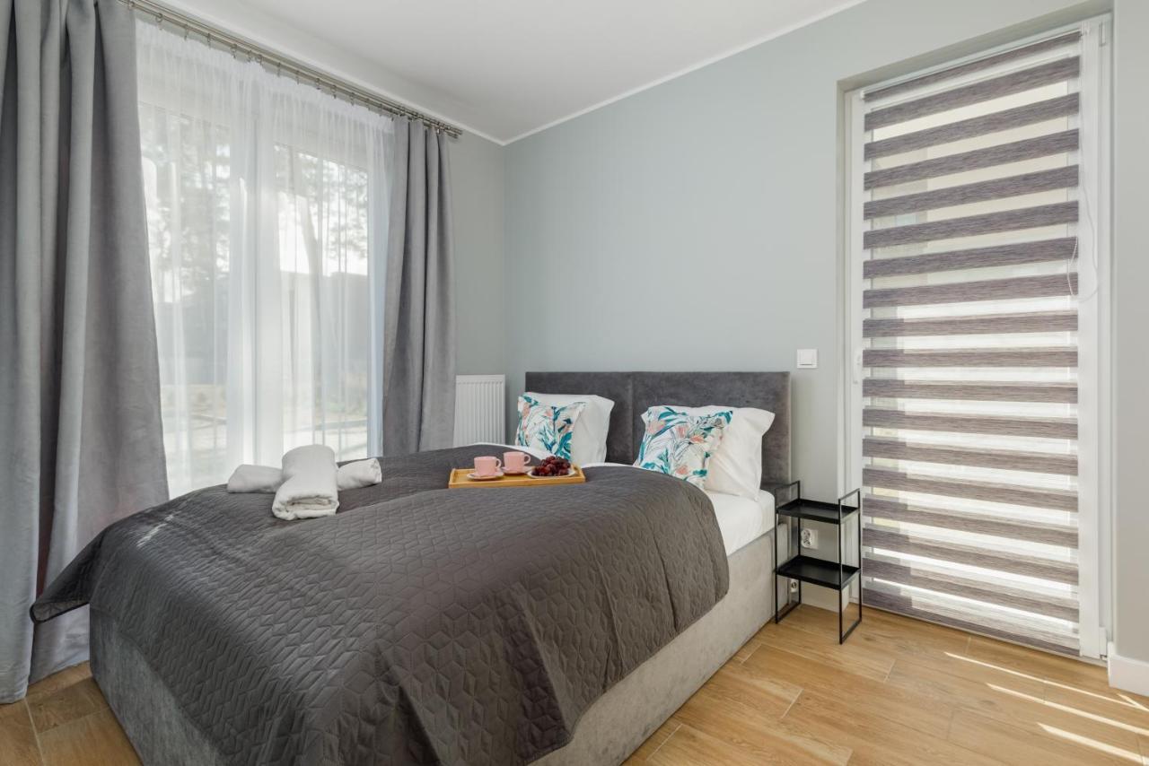Apartment With Parking 500 M From The Sea By Noclegi Renters Międzywodzie Exterior foto